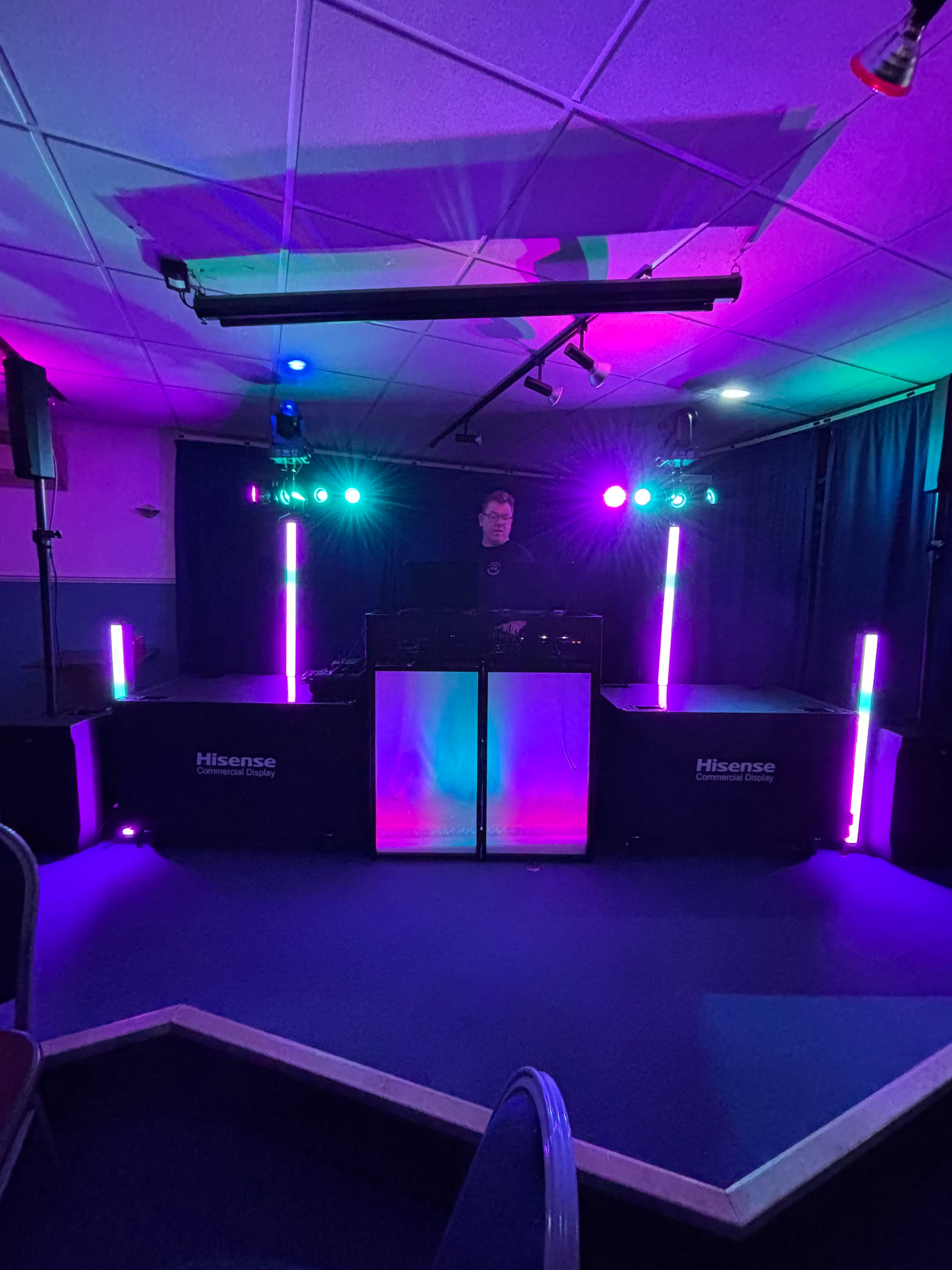 DJ Gary in action!